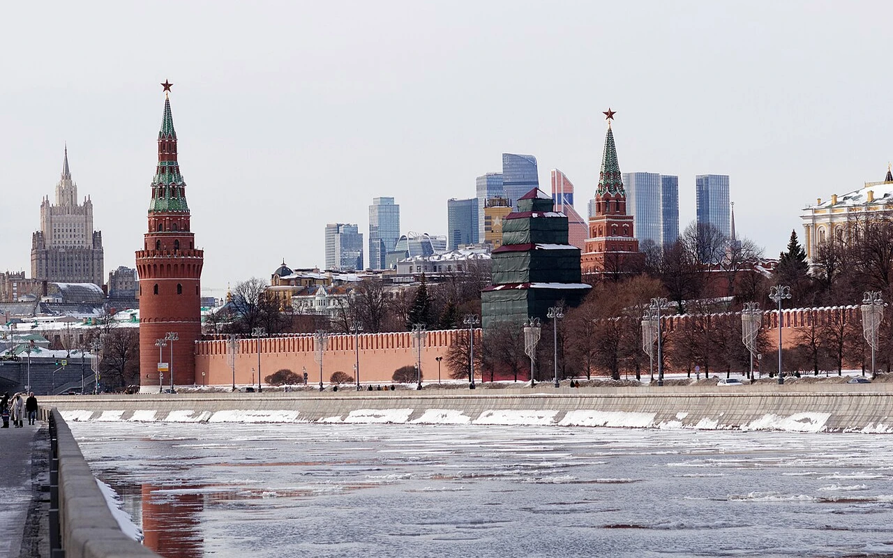 Location context: Moscow, Russia