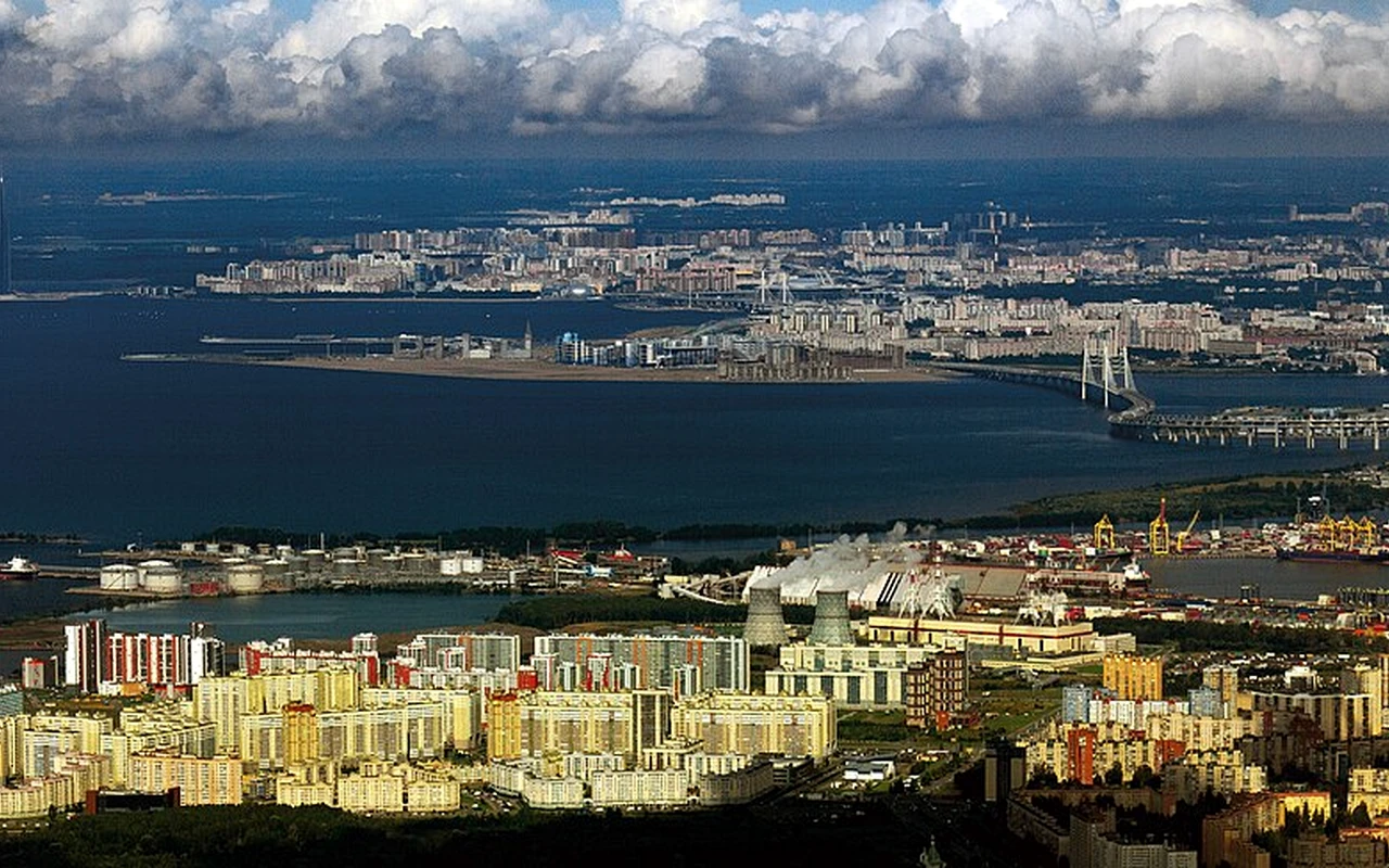 Location context: Saint Petersburg, Russia