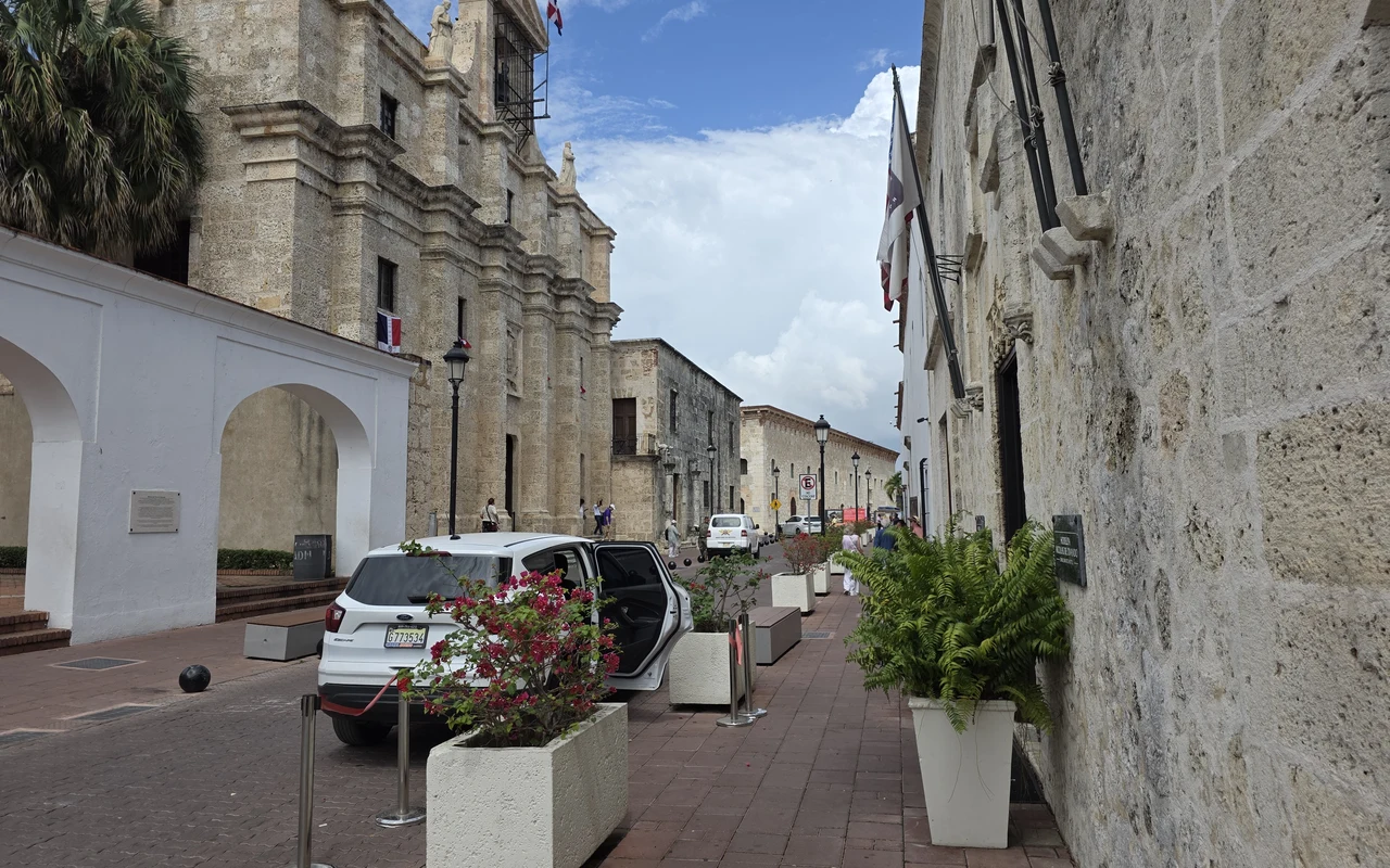 Location context: Santo Domingo, Dominican Republic